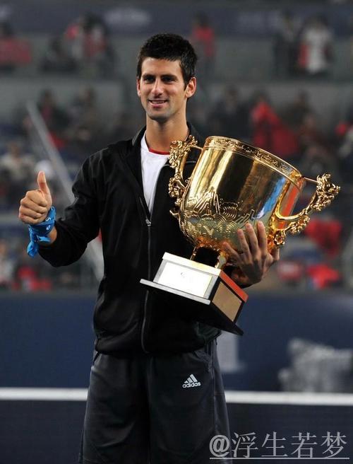 德约挺进迈阿密半决赛 生涯百冠近在咫尺 德约挺进迈阿密半决赛 生涯百冠近在咫尺