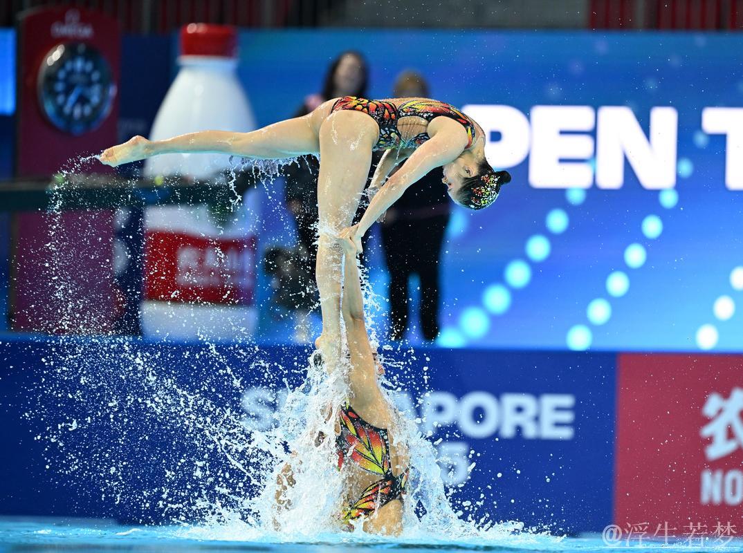 群星荟萃：游泳比赛赛前新闻发布会精彩上演