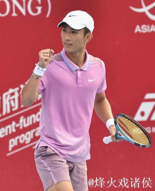 商竣程2-0索内戈 晋级中国香港网球公开赛八强