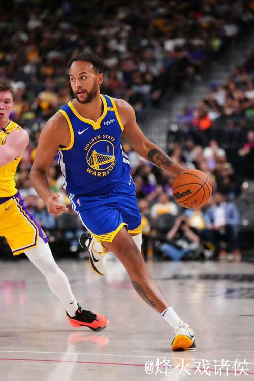 库里21分力压亚历山大52分 勇士击败雷霆豪取2连胜